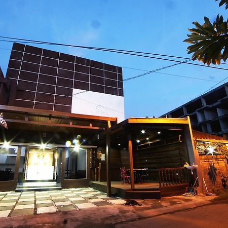 Easton Kuta Homestay Εξωτερικό φωτογραφία