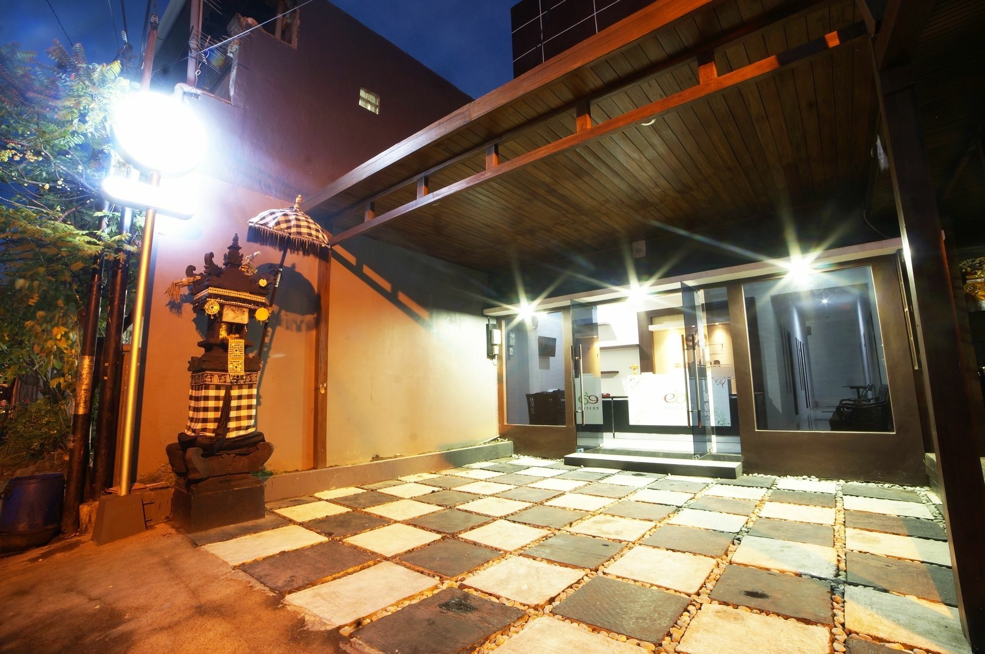 Easton Kuta Homestay Εξωτερικό φωτογραφία